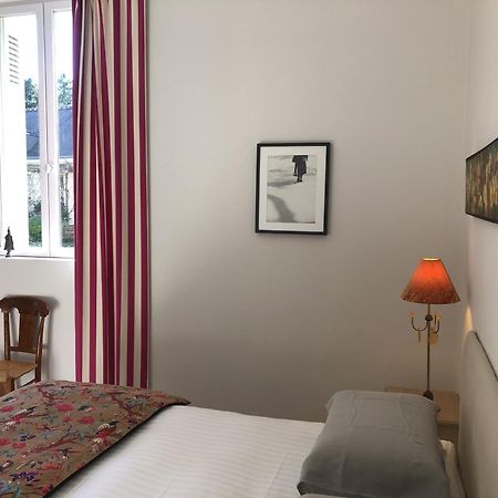 La Penesais Villa Beaumont-en-Véron Room photo