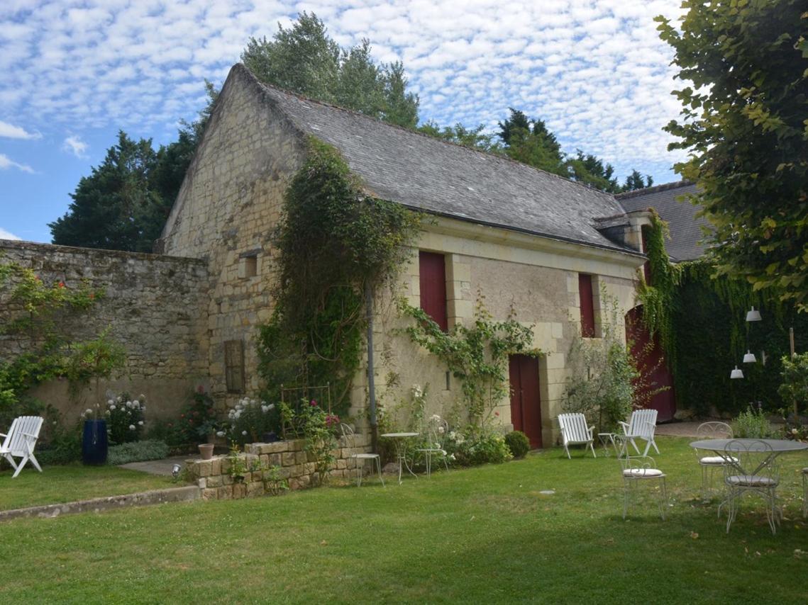 La Penesais Villa Beaumont-en-Véron Exterior photo